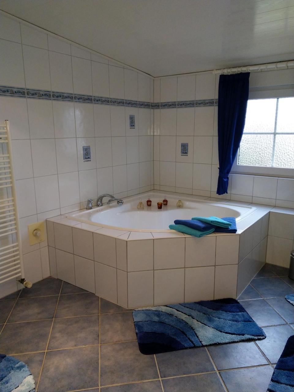 Privatzimmer Guhl Munster im Heidekreis Buitenkant foto